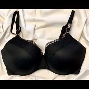Incredible by Victoria’s Secret Demi Bra